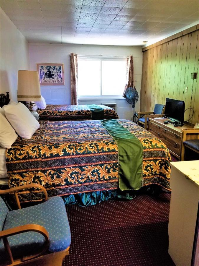Town House Motor Inn Worland Екстер'єр фото