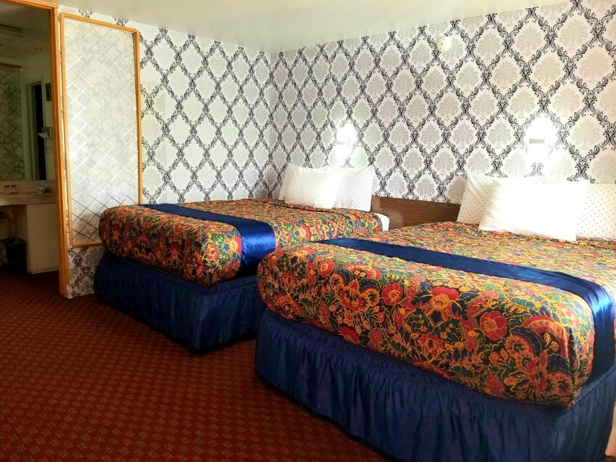 Town House Motor Inn Worland Екстер'єр фото